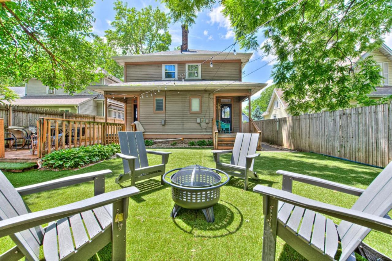 6 Bedroom Duplex Sleeps 14 Close to Lucas Downtown - B&B Indianapolis