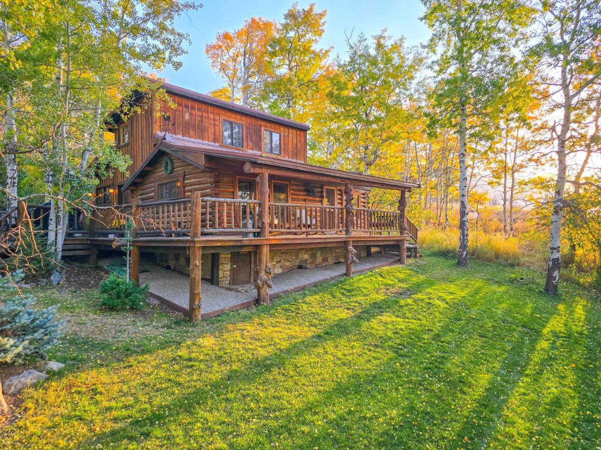 Cozy Cabin 15 Min To Yellowstone Lake Views - Bed and Breakfast Staley Springs