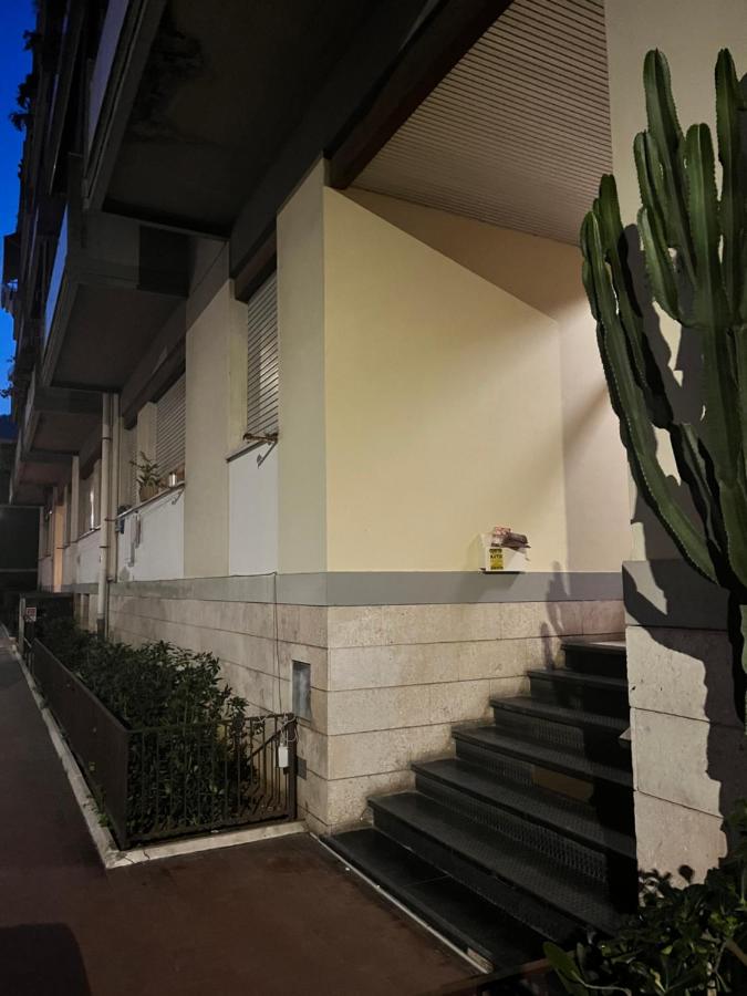 Bilocale Golf One Bedroom & Living Room with Sofa Bed - Chambres d’hôtes Rapallo