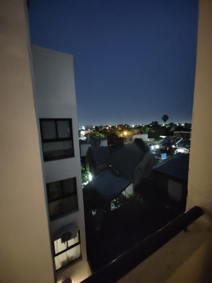 Moderno Departamento con Balcón y Vista al Atardecer - Bed and Breakfast