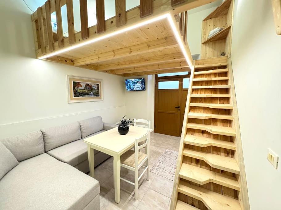 Center Duplex - B&B Valona