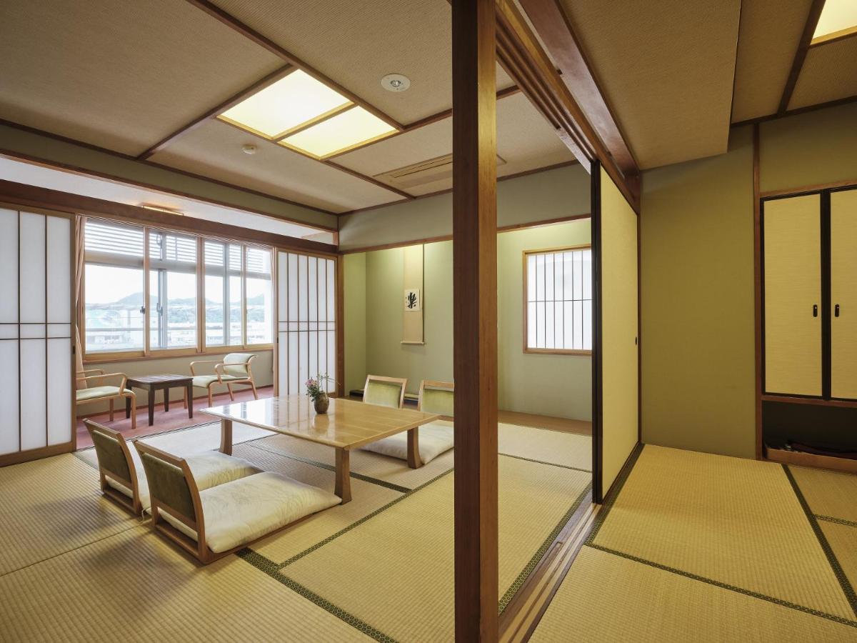 Japanese-style Room with 8 + 4.5 Tatami (Ocean Side) - Non-Smoking        