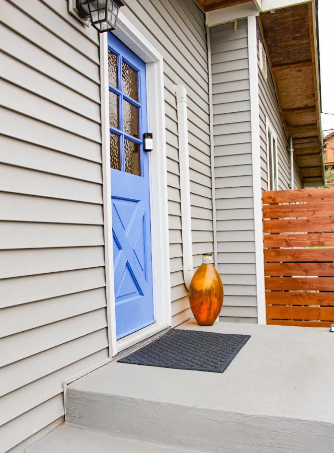 Point Ruston Cozy Cottage - B&B