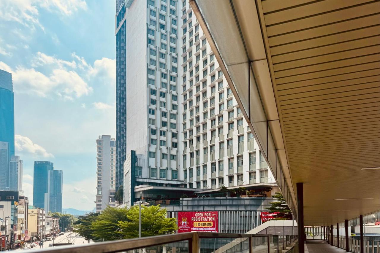 Comfy-Concept Apartment @ B.Bintang (3min walk LRT, Lalaport, TimeSquare) - B&B