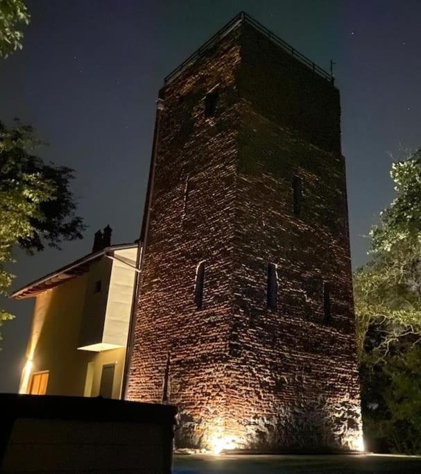 Torre di Montosolo - Chambres d’hôtes Pino Torinese