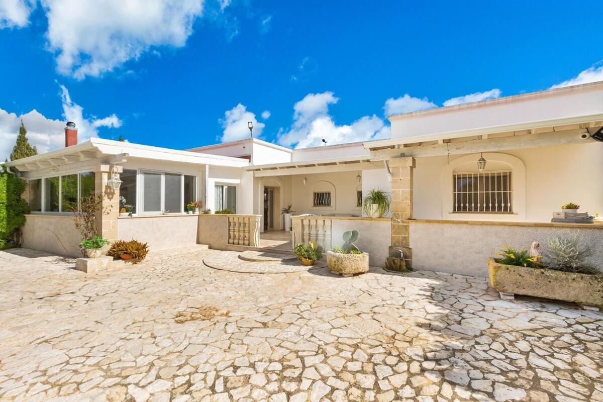 Villa Smeralda - B&B San Pancrazio Salentino