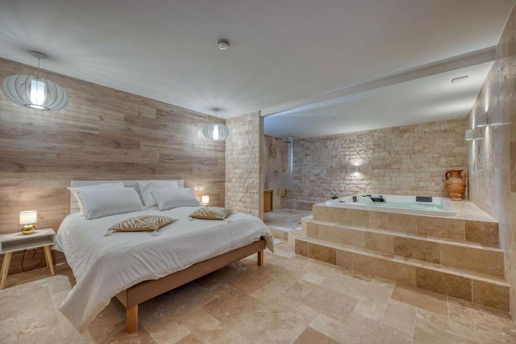 Appartement luxueux avec jacuzzi - Ferienwohnung Saint-Martin-d’Hères