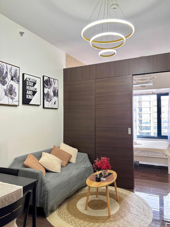R7 Premier Suites - 1 bedroom in Air Residences - Bed and Breakfast Manilla