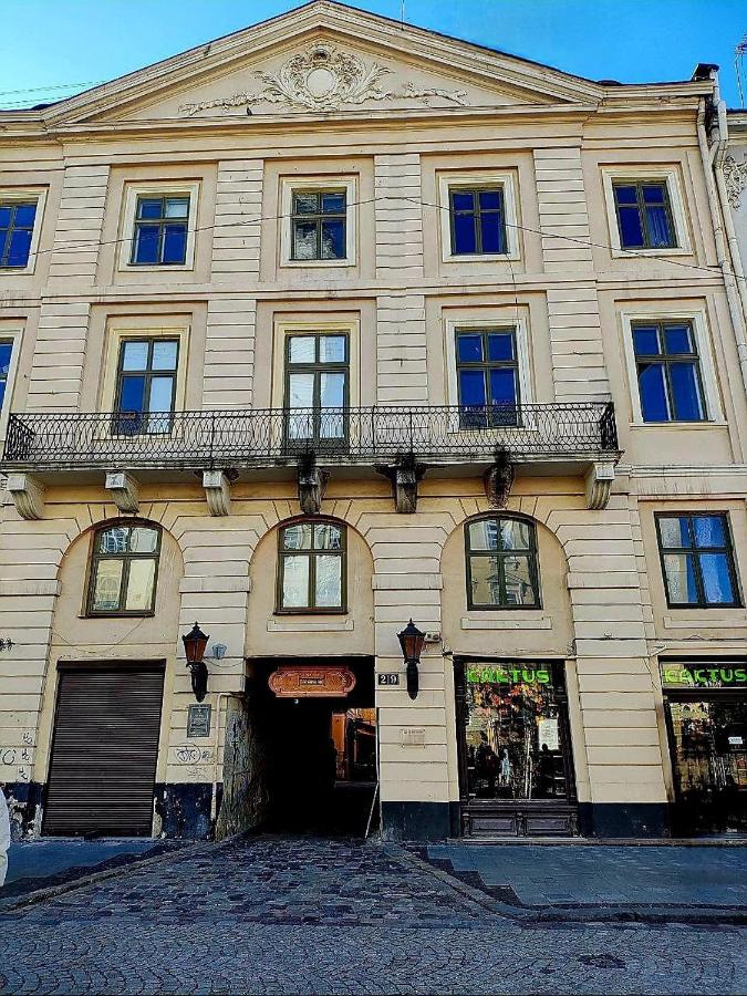 "M&D ApartmentsLviv" Ultra Lux Rynok Square, 6person - B&B