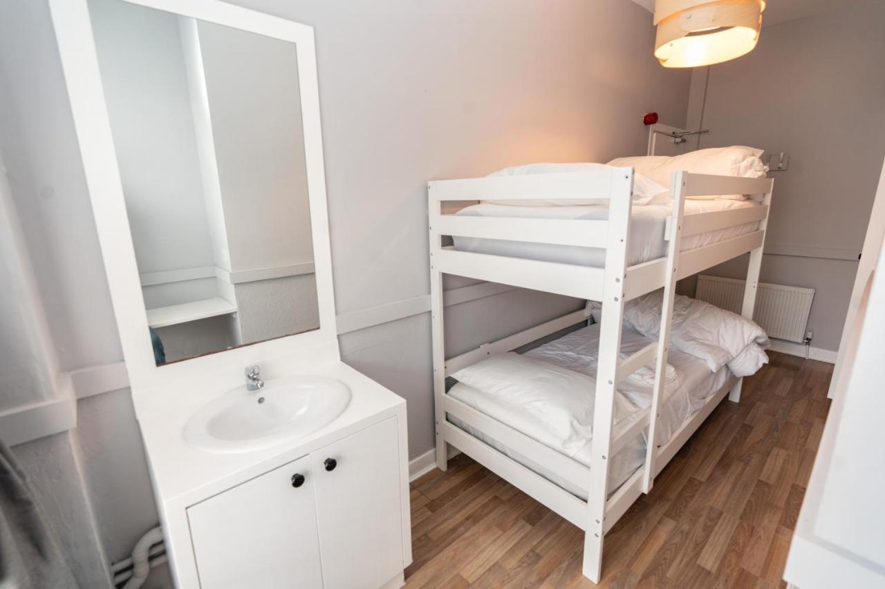 Twin Room with Shared Bathroom