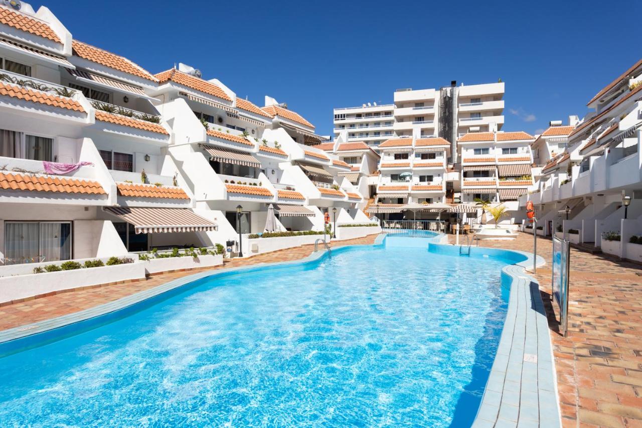 Home2Book Las Américas Coastal Apt, Pool & Terrace - B&B