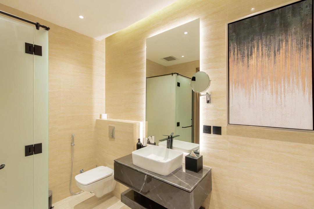Three-Bedroom Apartment - High Floor