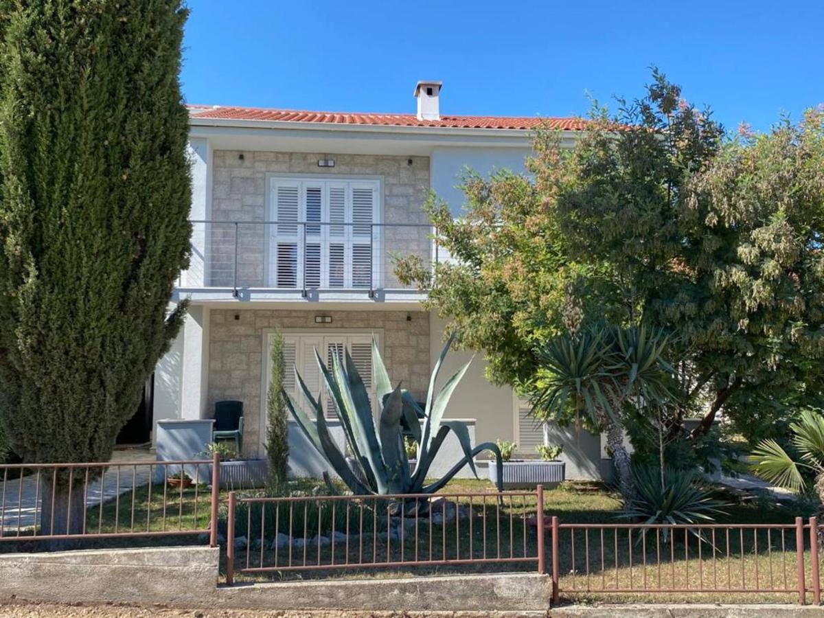Shabby Chic Apartment DiSente nr1 close to Krk centre - B&B