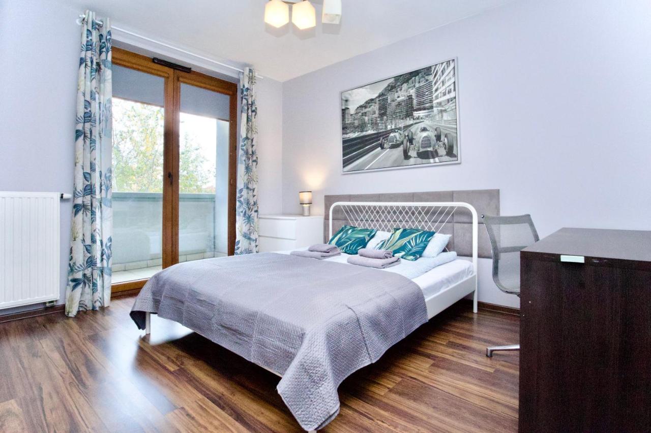 Rodzinny apartament dla sześciu osób z parkingiem prywatnym - Chambres d'hôtes Cracovie