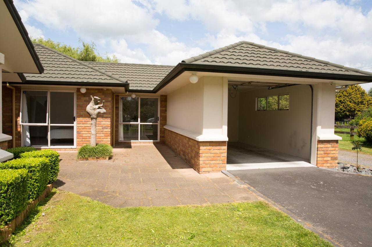 2 Bedrooms with Garage right on Te Awa River Bike Trail - B&B
