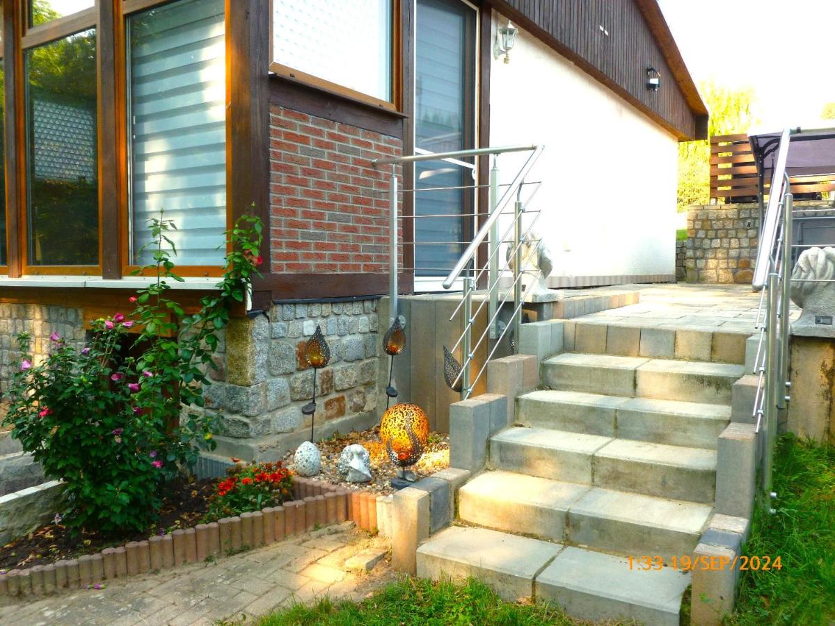 Schwandt-ein Bungalow mit Wasserblick, Ruderboot auf Anfrage - Bed and Breakfast
