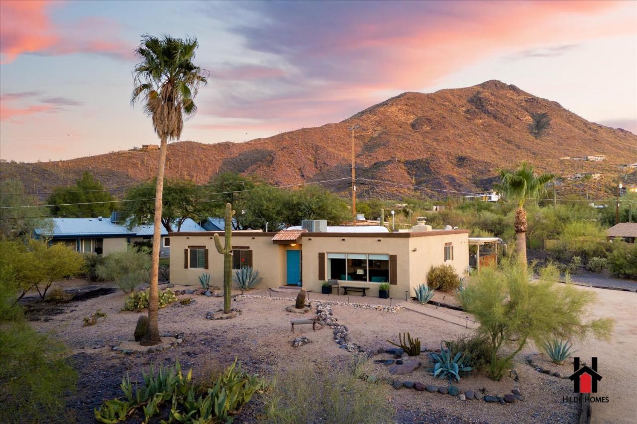 Sonoran Desert Getaway with Cowboy Tub - B&B Cave Creek