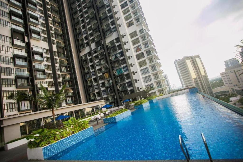 D Pristine Iskandar Legoland - B&B