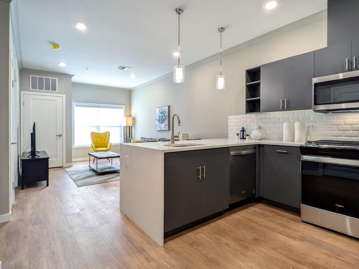 321 Modern 1BR Apt Walk to NJT - Ferienwohnung