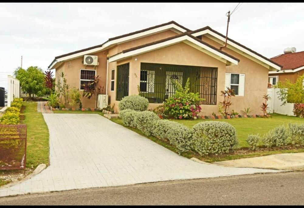 Irie Smart Villa 2 - Ferienwohnung