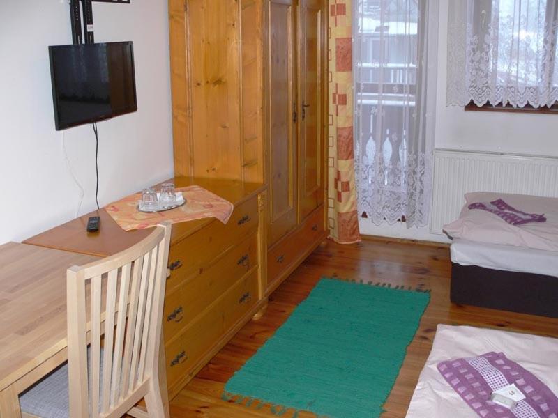 Deluxe Double Room with Shower