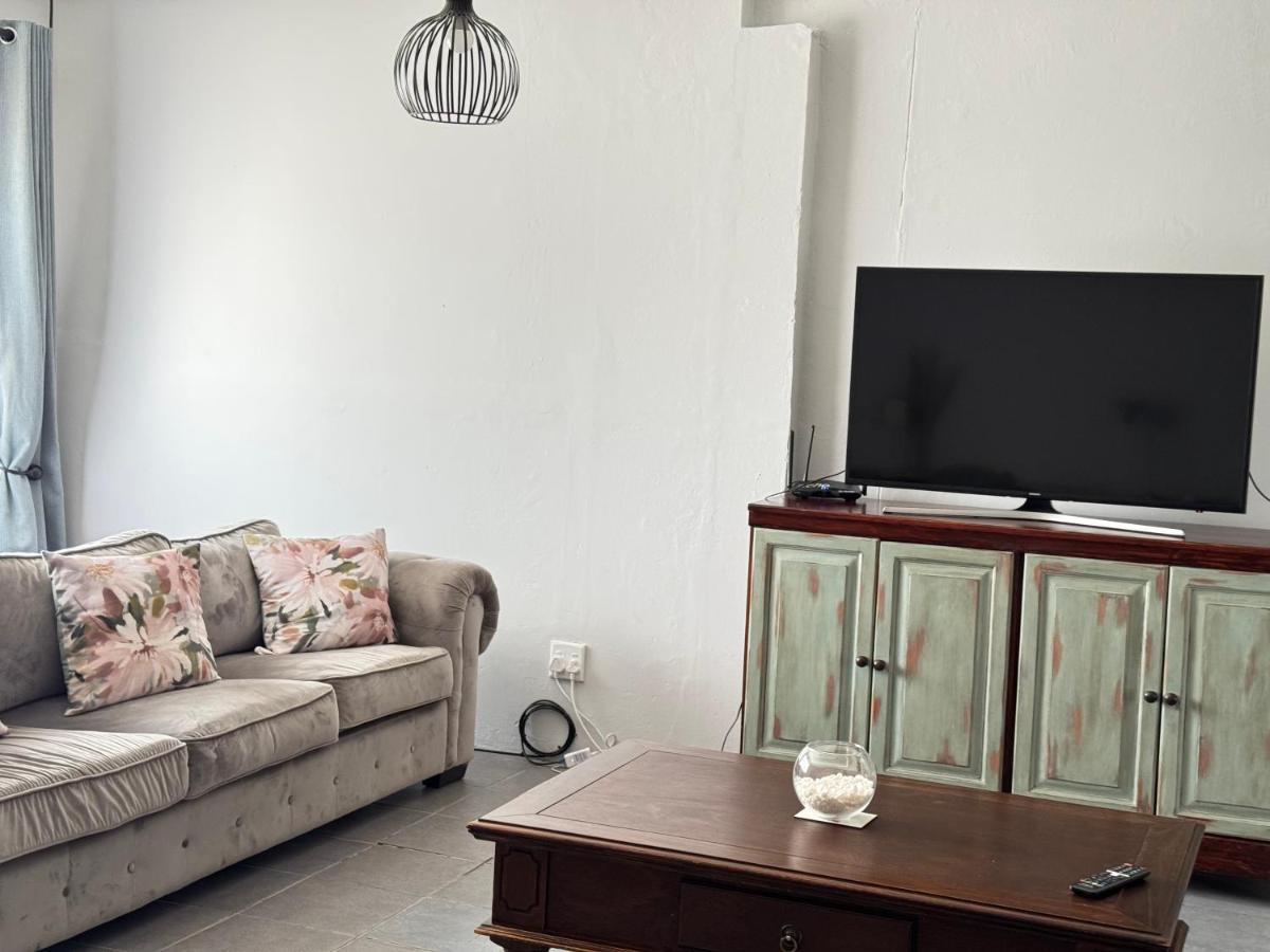 Ameib Nest - B&B