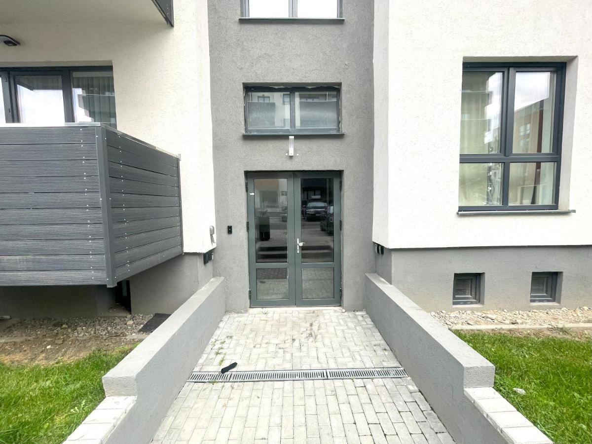 Blue Jay's Nest with AC and Stylish Terrace - B&B Braşov