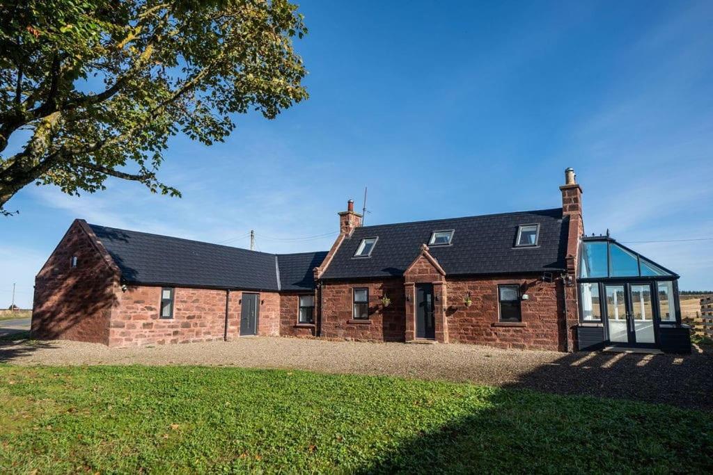 Easter Cottage -4 Bed Converted Barn Cottage - B&B