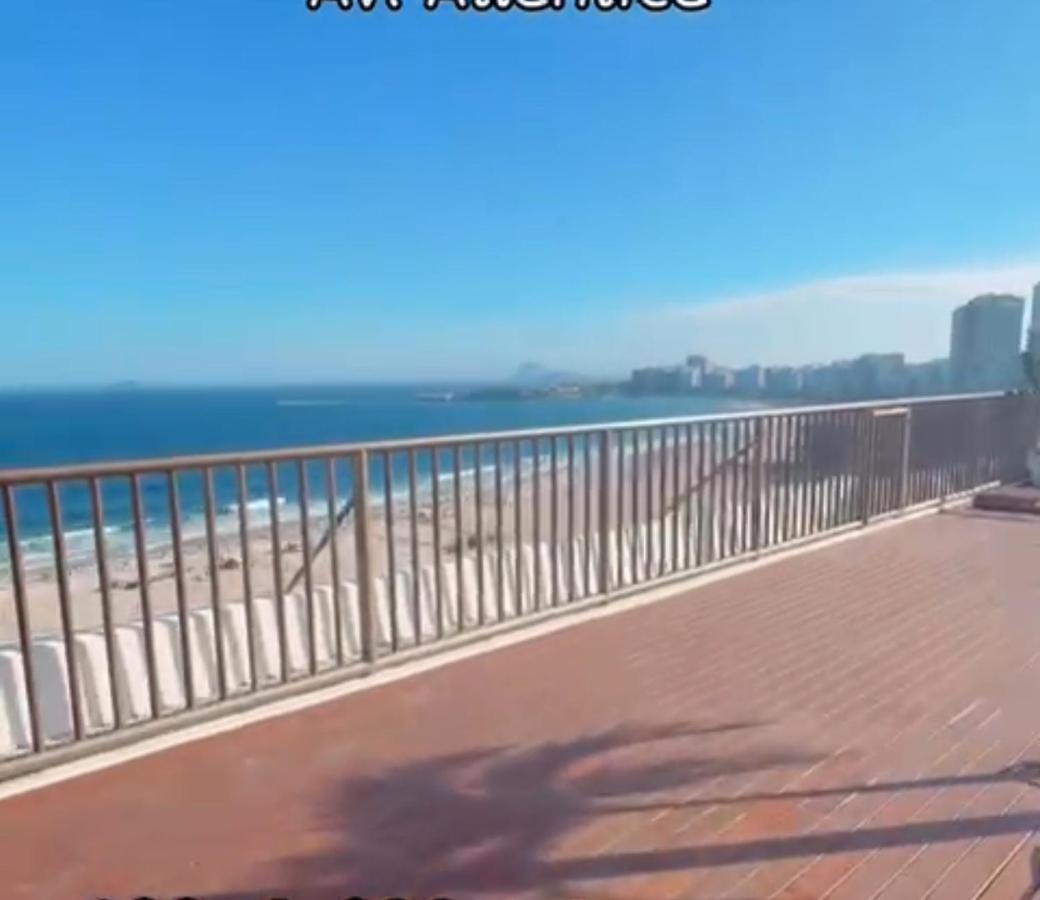Copacabana - predio beira mar 3 quartos - B&B Rio de Janeiro