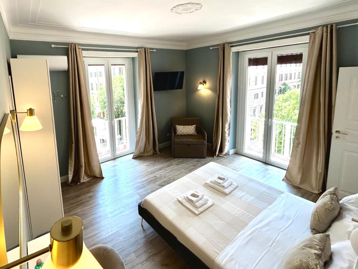 Triple Room with Balcony