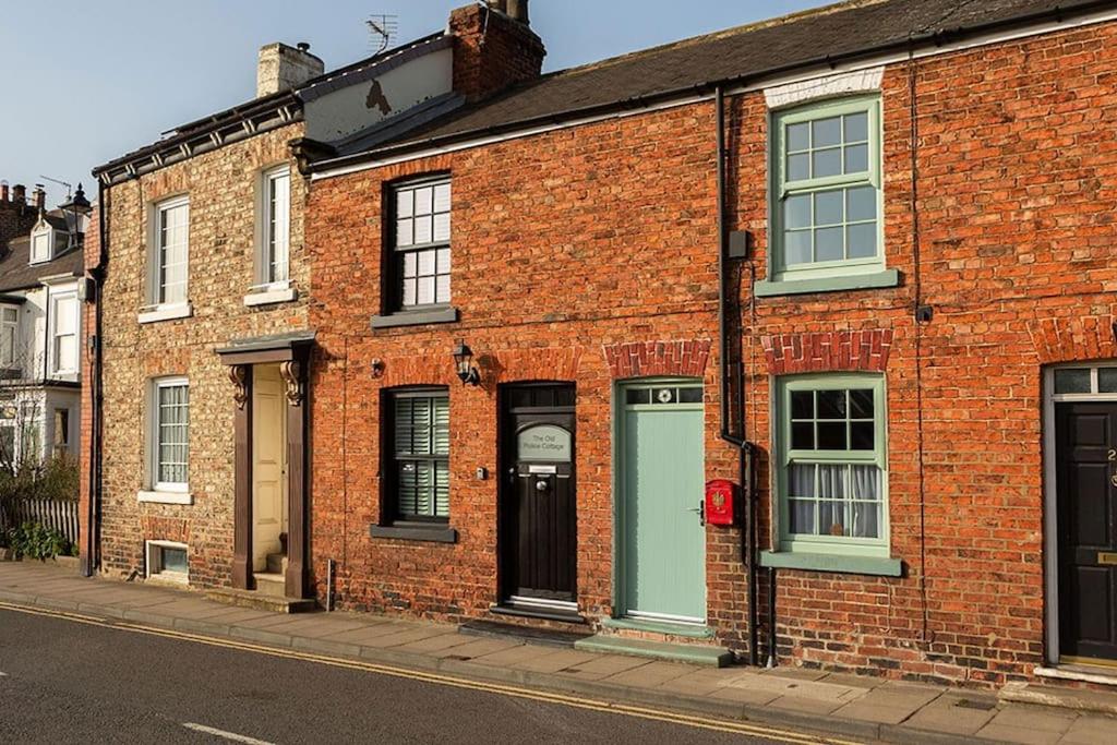 1 Bed Cottage With Hot Tub Great Ayton - TOP Cottage - B&B