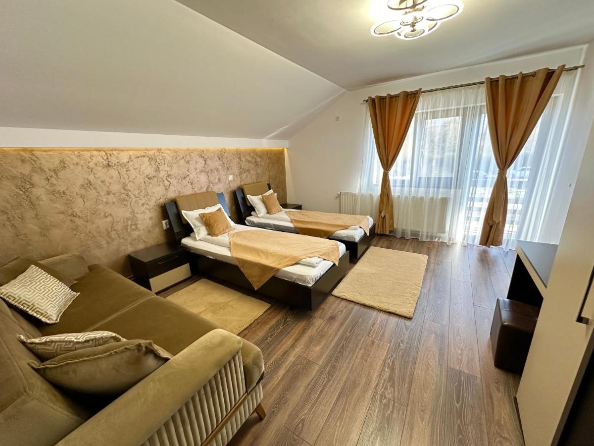 Driepersoonskamer met Eigen Badkamer