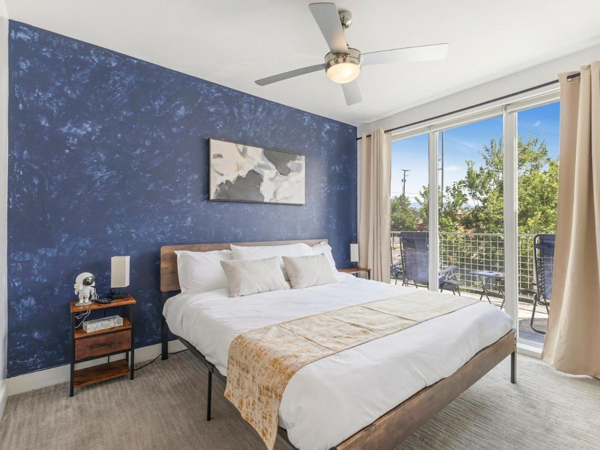 City Center Apartment - King Bed - Gym - Smart TV - Bed and Breakfast