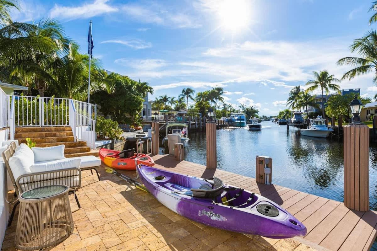 Adorable Villa with water front in Pompano - Chambres d’hôtes