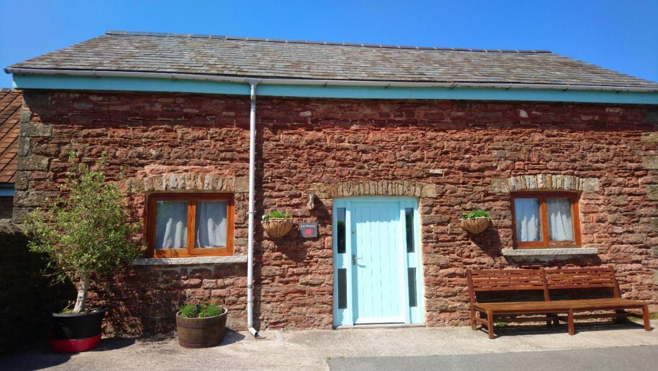 Tyncellar Farm holiday cottages - B&B Margam