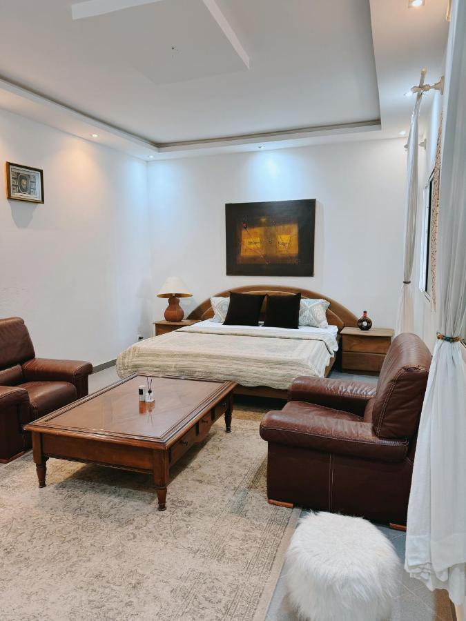 Studio with Terrace