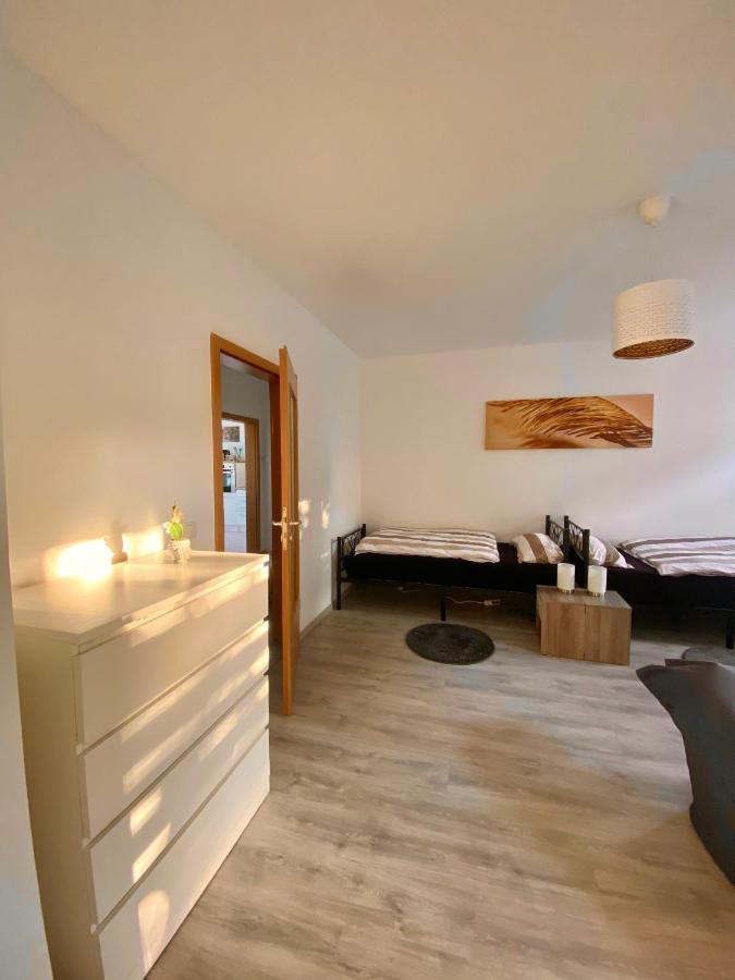 Schöne 3-Zimmer Monteurswohnung im Süden von Leipzig EG - B&B