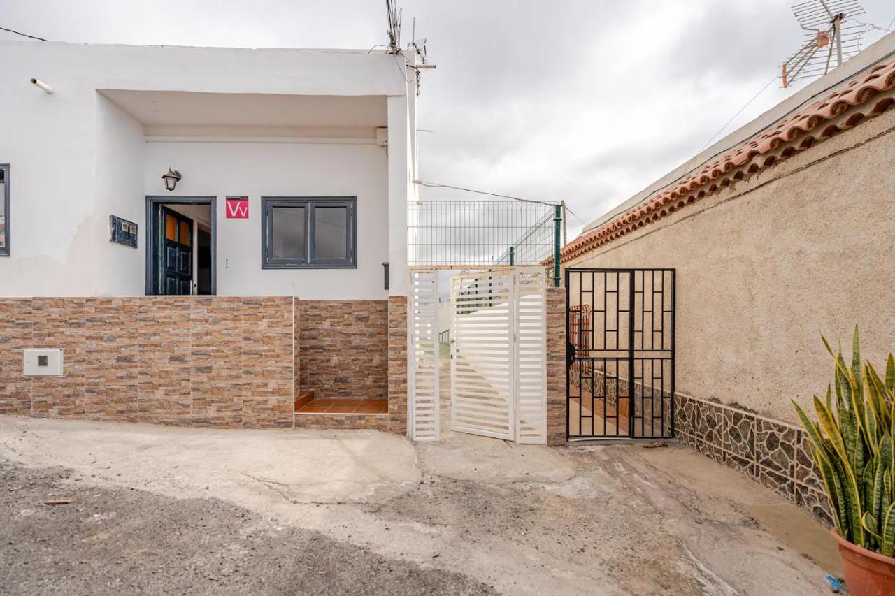Casa Leo, rural house with garden, Adeje, Menores - B&B
