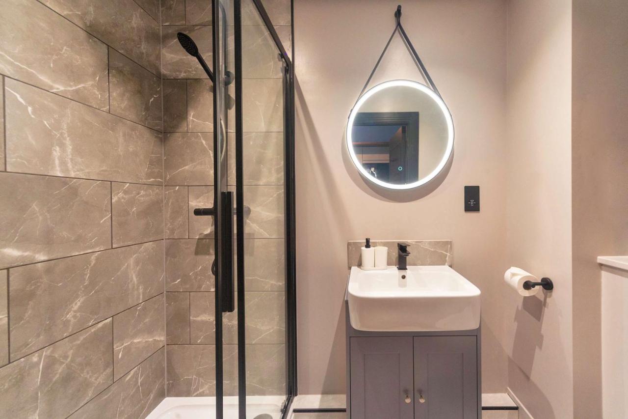 Central Hastings Contemporary Studio Apartment - B&B
