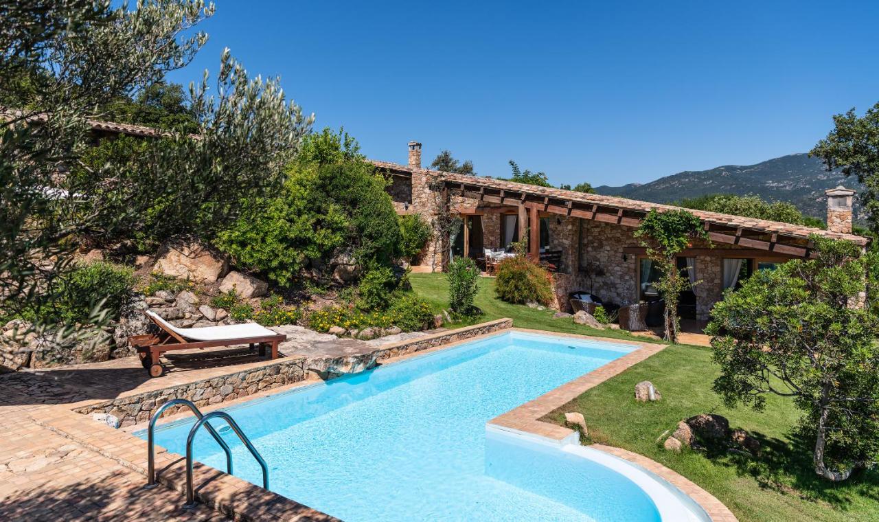 Villa Su Tauloni - B&B