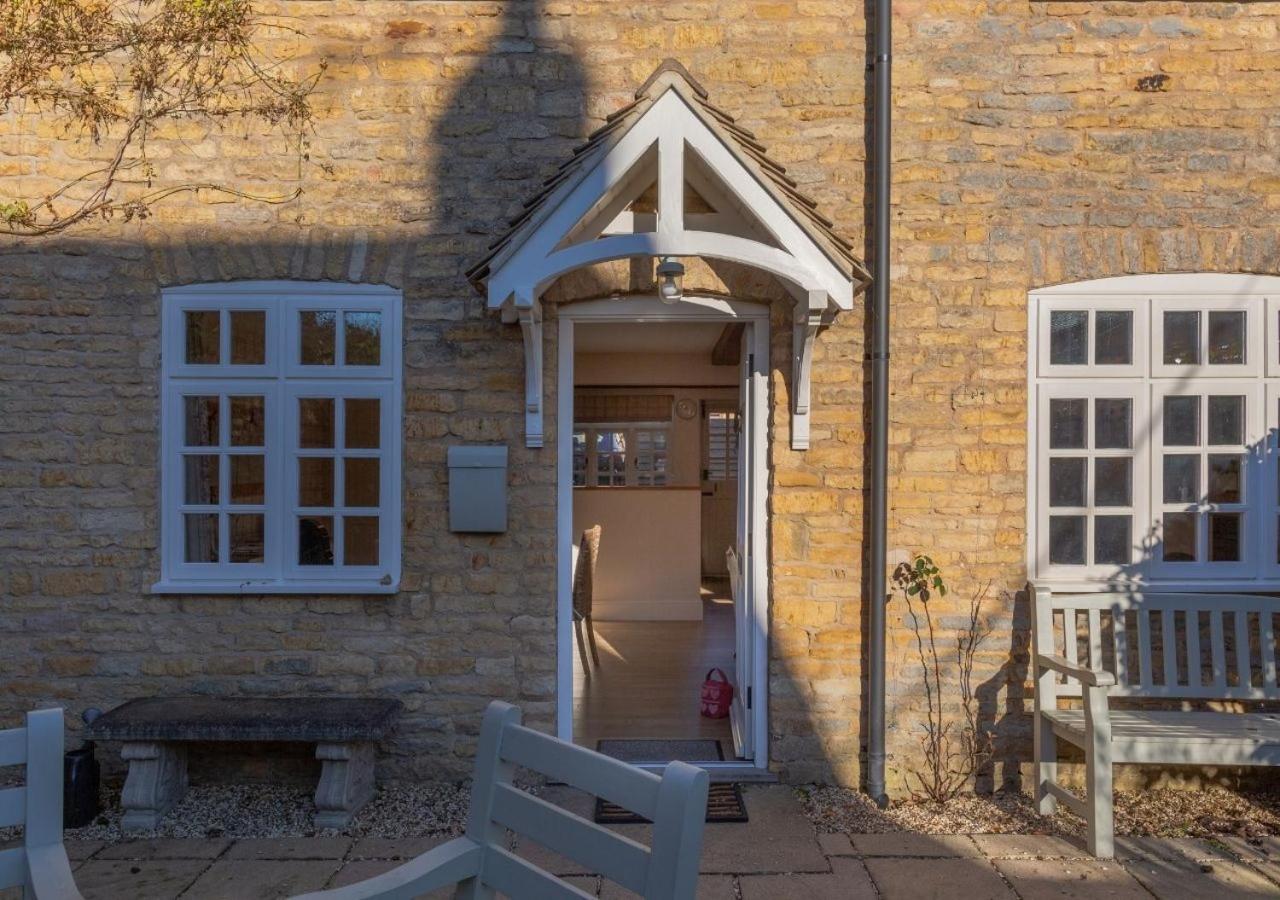 Jasmine Cottage - 2 Bedroom in Heart of Bourton! - Ferienwohnung