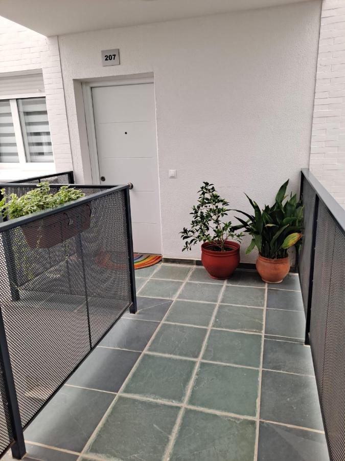 Appartamento con 2 Camere da Letto e con Vista
