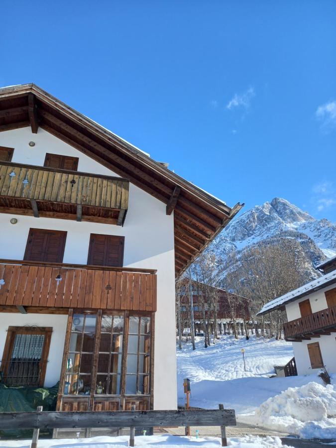 Deliziosa mansarda con vista Dolomiti - B&B
