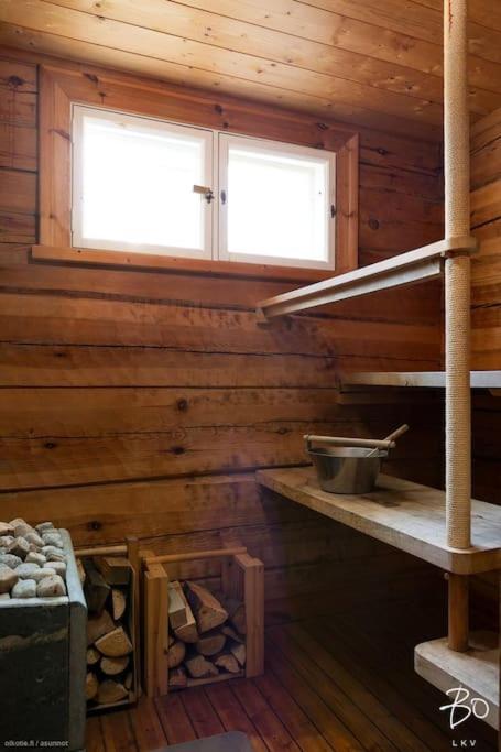 Cottage with sauna, in the heart of the Tammisaari - B&B Ekenäs