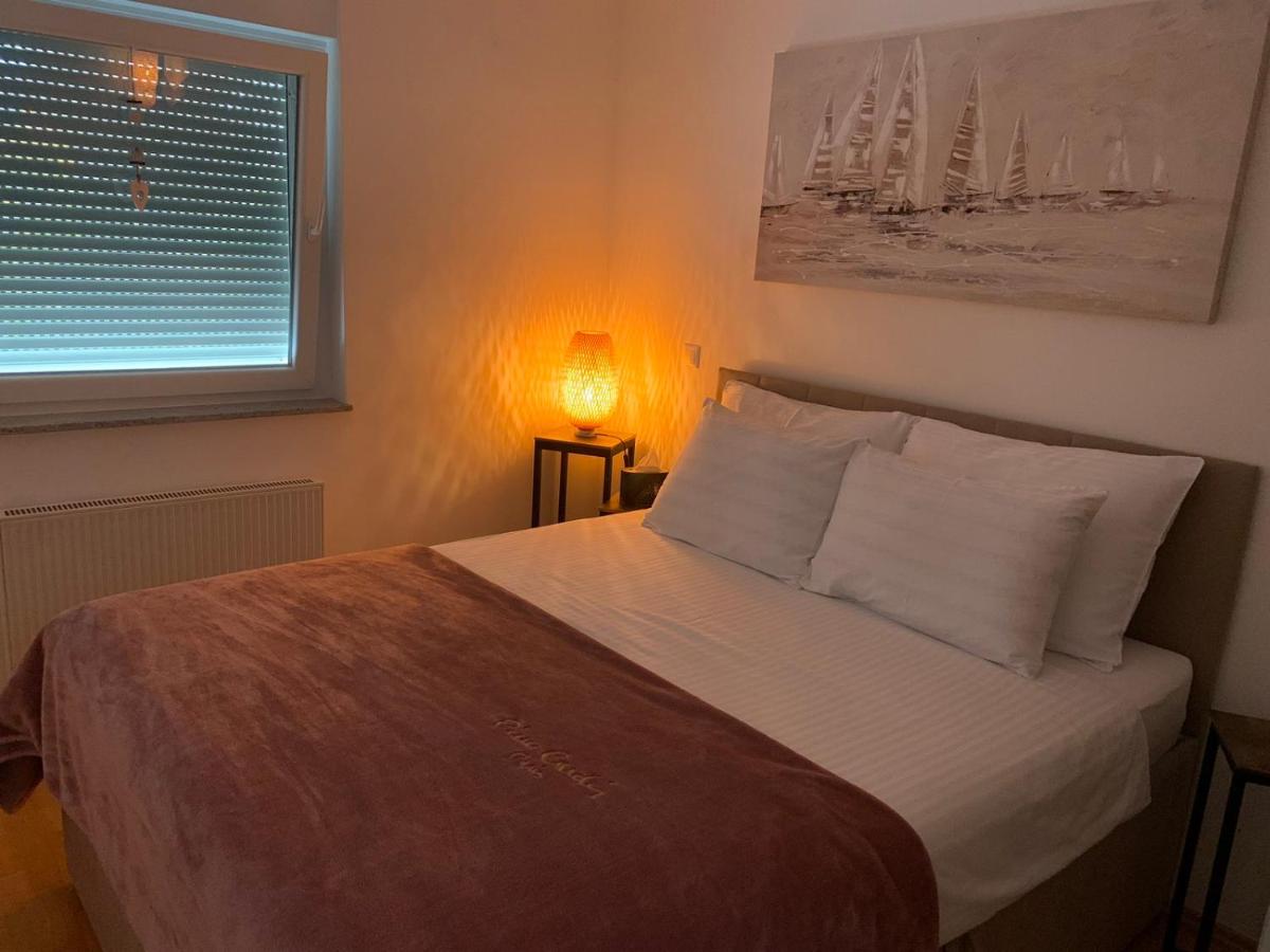 Appartamento con 2 Camere da Letto