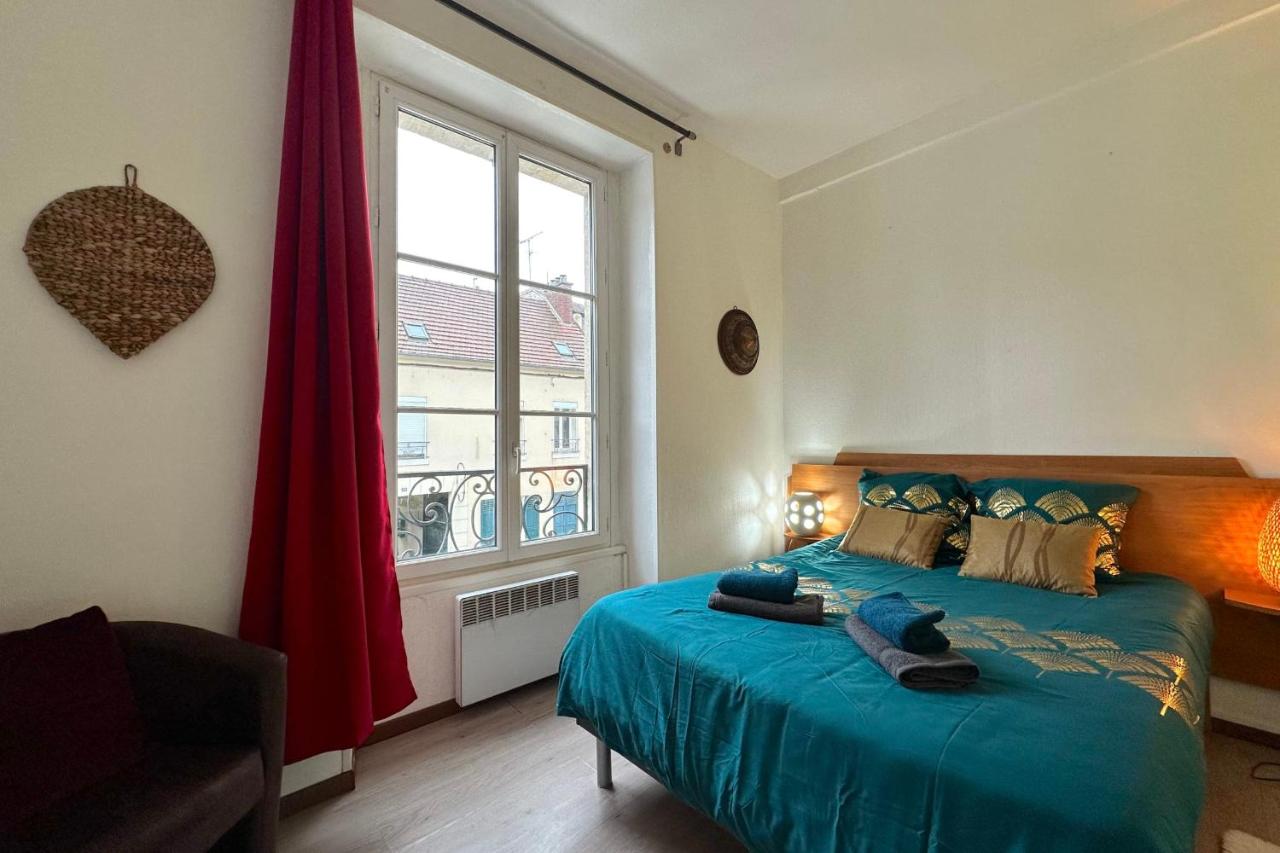 Cozy apartment in the heart of Chantilly! - Chambres d’hôtes