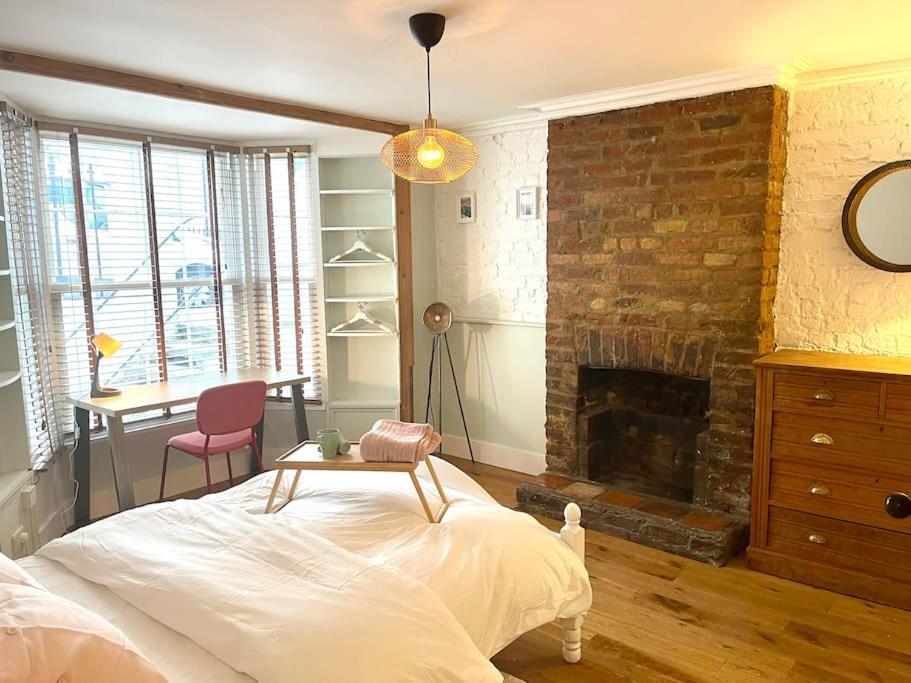 Private garden flat Stroud Green Finsbury park - B&B