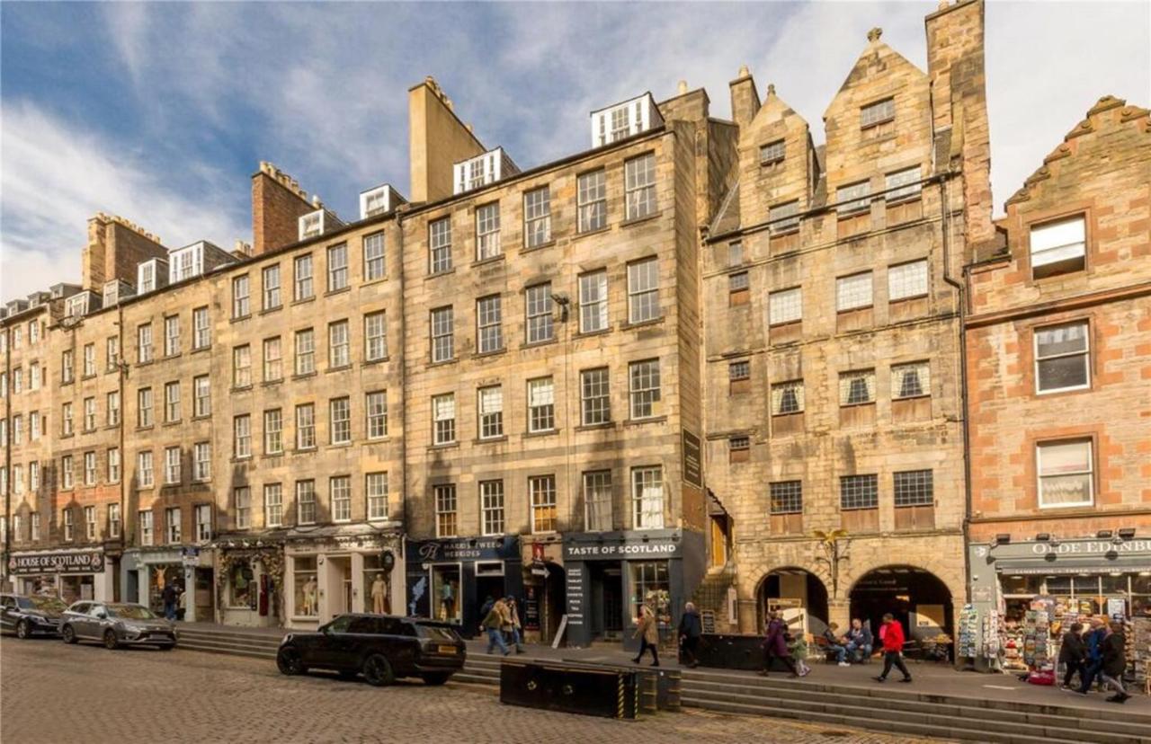 Stunning 5BR Royal Mile Penthouse - Chambres d’hôtes