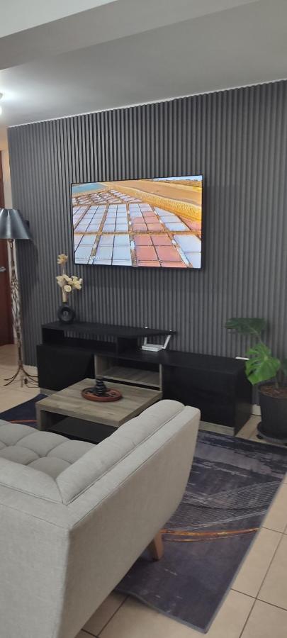 Sumaq Apartment Lima Airport - B&B
