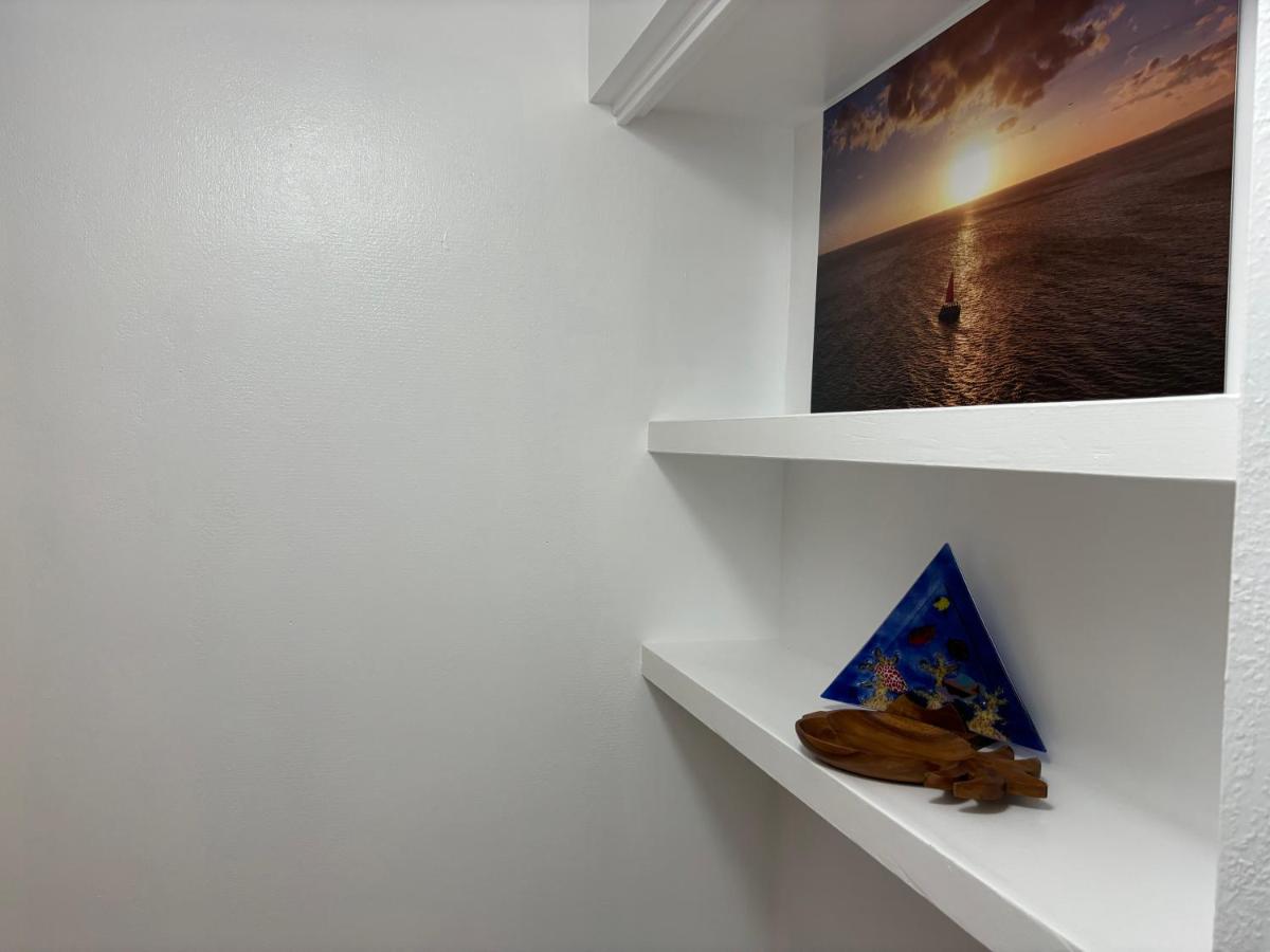 Condotel with Free Parking Wifi Central AC - B&B Honolulu